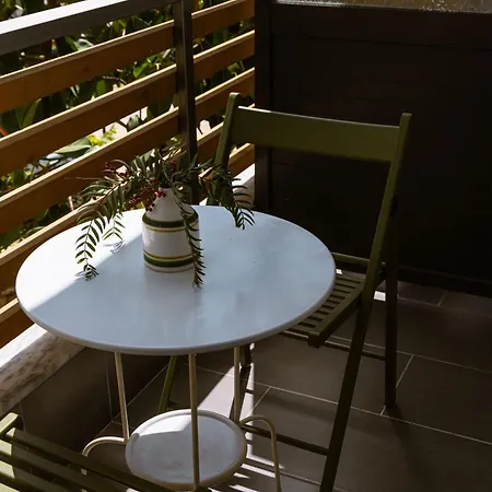 The Oasis Hotel Himarë